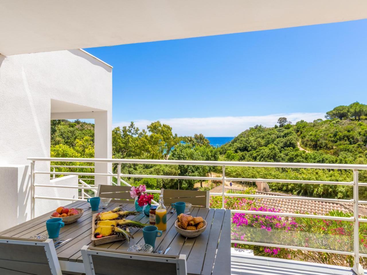 La Terrasse De Bonporteau - Welkeys Apartamento Cavalaire-sur-Mer Exterior foto